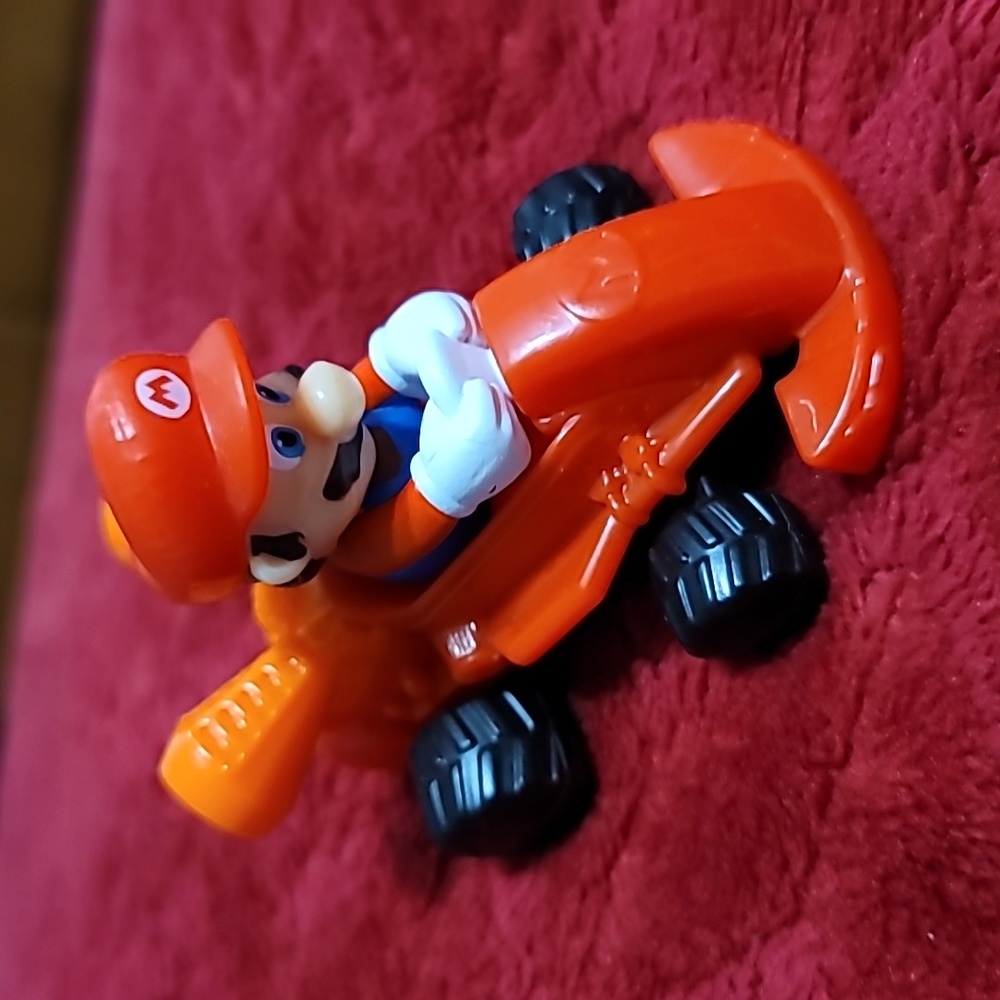 Super Mario Kart Racer 2022 McDonalds 3" Red Cart figure